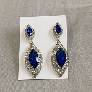 blue sapphire dangle earrings